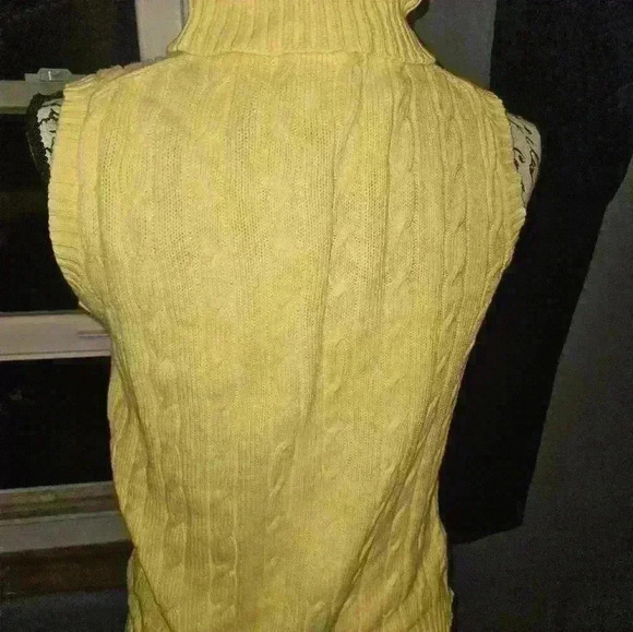 Pierre Cardin Womans Turtleneck Sleeveless Cable Knit Sweater Size S - Picture 6 of 11